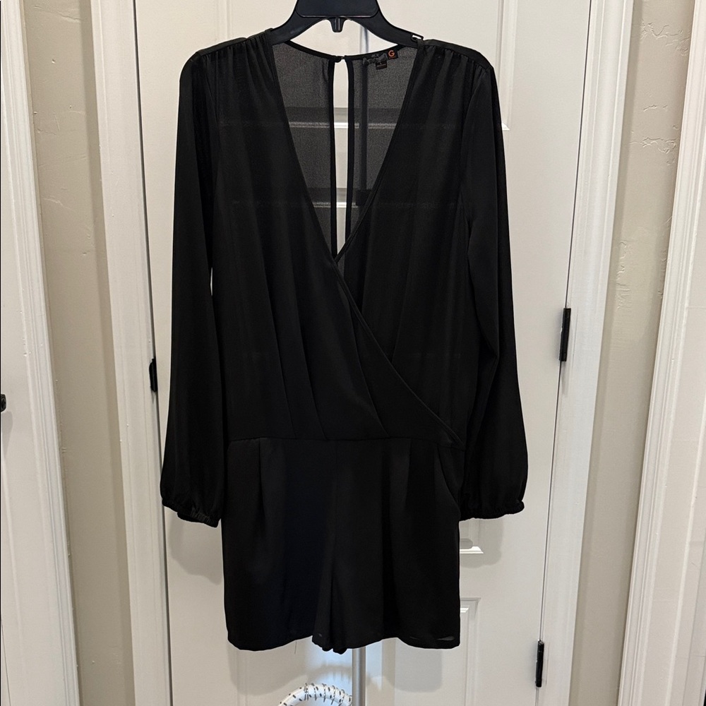 GUESS! 💫 Elegant Black Long Sleeve Romper